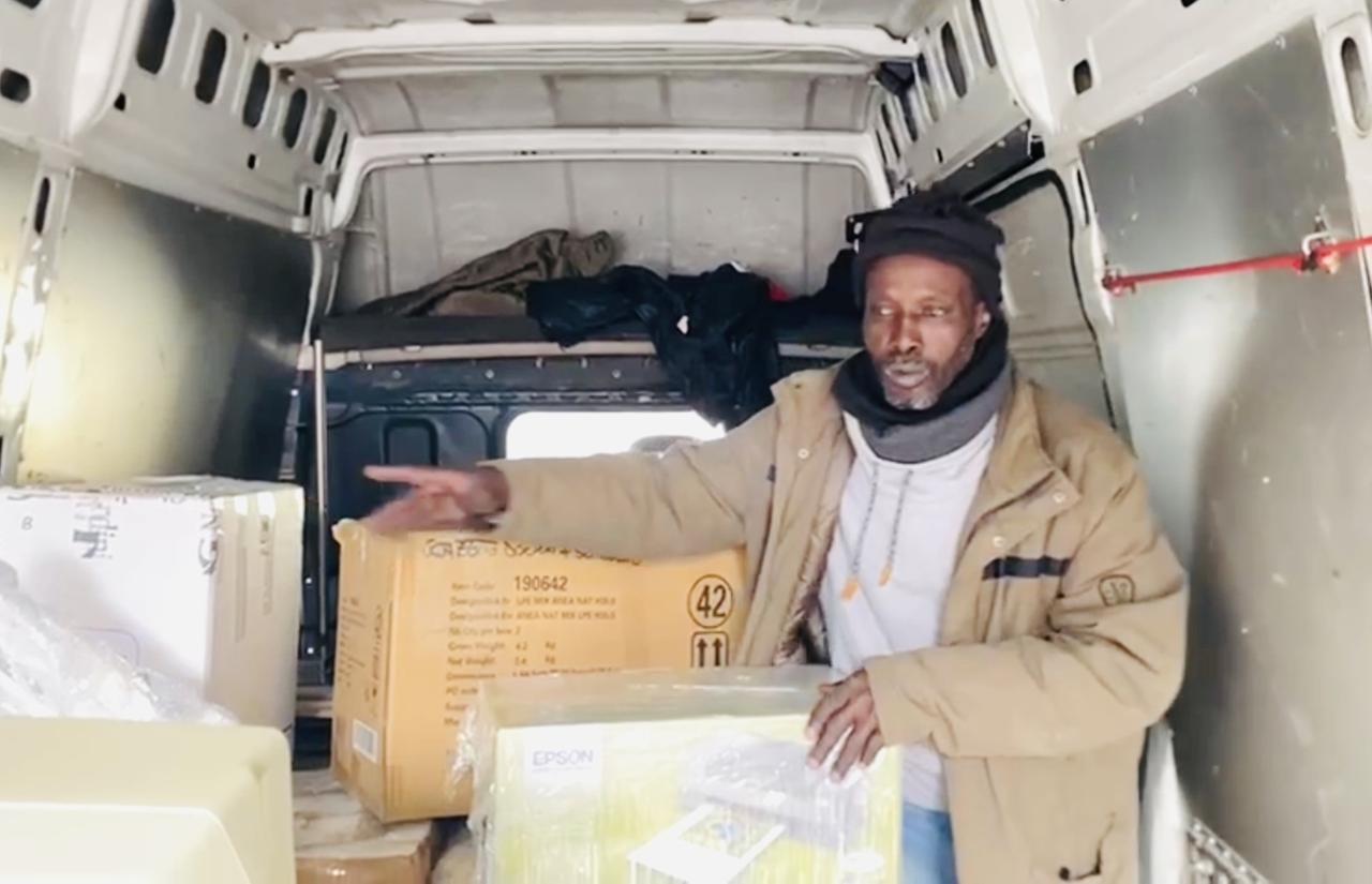 Sassari, il sogno del senegalese Djily ora è realtà: apre l’ambulatorio donato dai ginecologi sassaresi