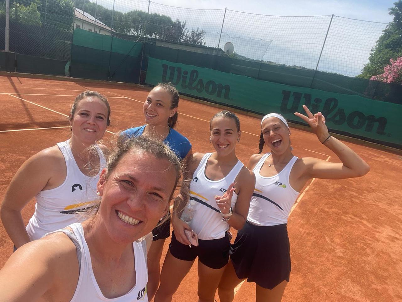 
	La squadra dell&rsquo;Atp festeggia dopo la vittoria

