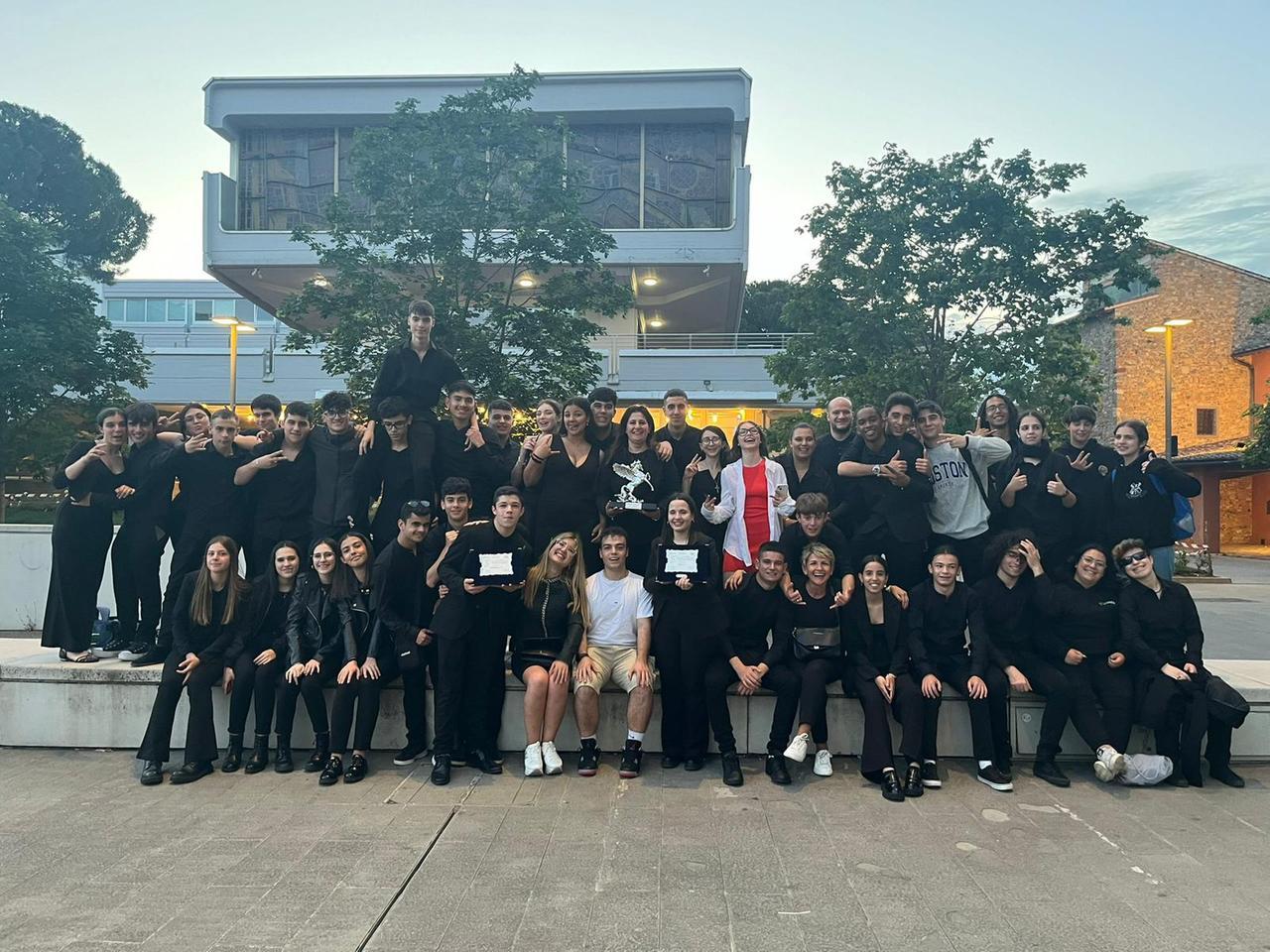 
	Ragazzi e insegnanti del liceo musicale al concorso internazionale di Scandicci

