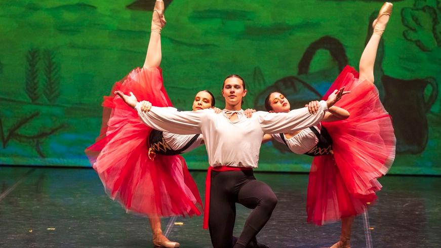 Al Teatro Ariosto lo spettacolo degli studenti del Liceo Coreutico
