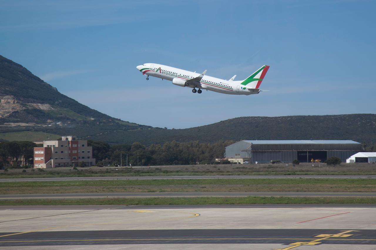 Via libera della Ue agli aiuti per nuove rotte da e per la Sardegna