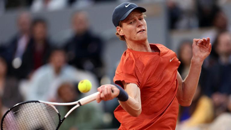 Tennis, Jannik Sinner è il numero uno del mondo: mai un italiano era arrivato così in alto