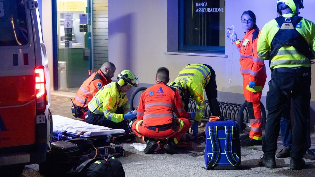 Massa Finalese, testa fracassata con la zappa