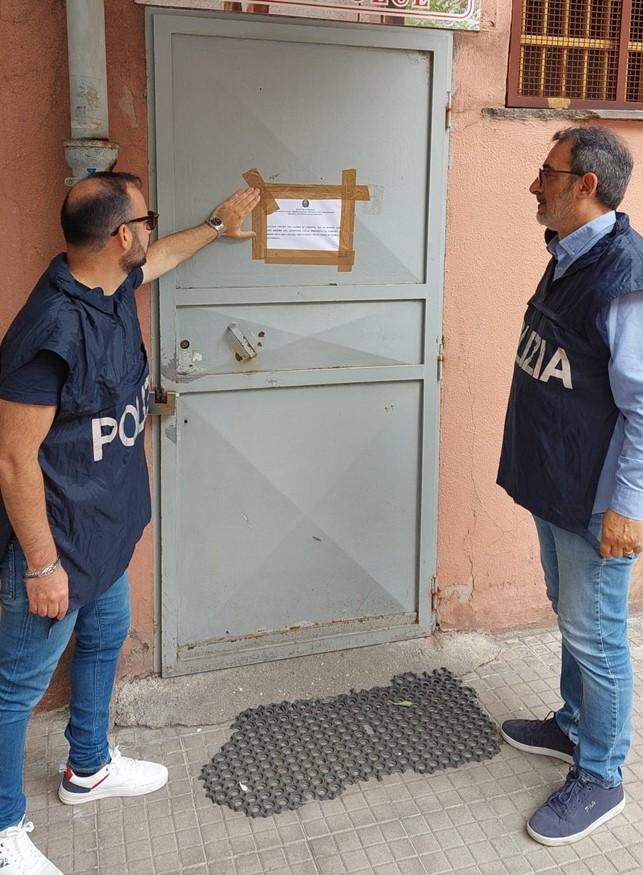 Metadone, siringhe e un coltello in un circolo di Sassari: il questore lo chiude per 30 giorni
