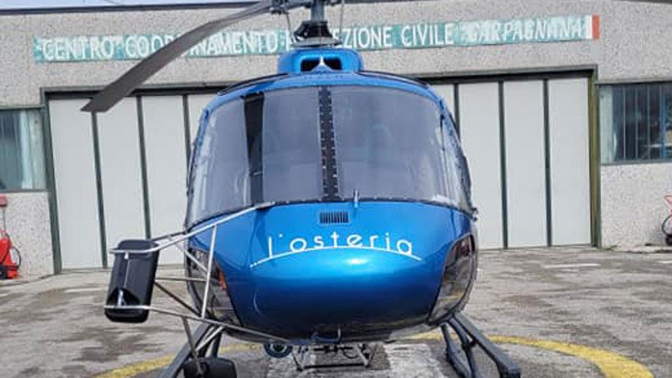 Stazzema, in volo in elicottero alla scoperta delle Apuane dall’alto: l’iniziativa del titolare dell’Osteria di Levigliani