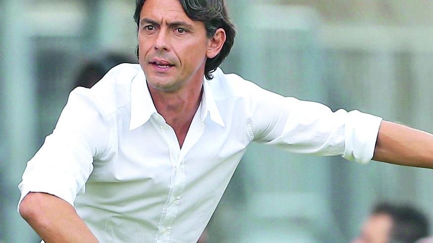 Aquilani con la valigia in mano Pippo Inzaghi in pole position