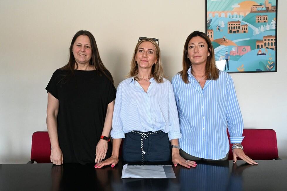 
	Da sinistra Sandra Bianchi, Cristina Consani e Caterina Susini

