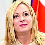 Social, i partiti investono poco e usano solo slogan