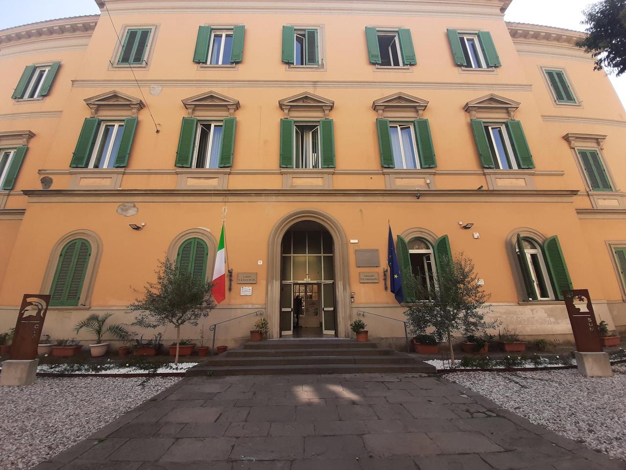 Livorno, la storia di Anna e del suo diploma. Mamma Valeria: «Grazie di cuore a tutto il liceo Niccolini Palli»