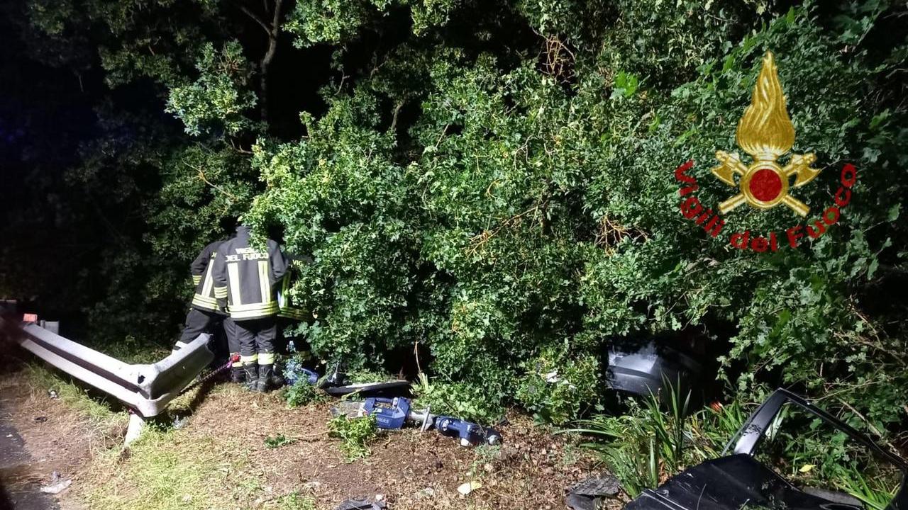 Scontro tra due auto, un uomo muore sul colpo