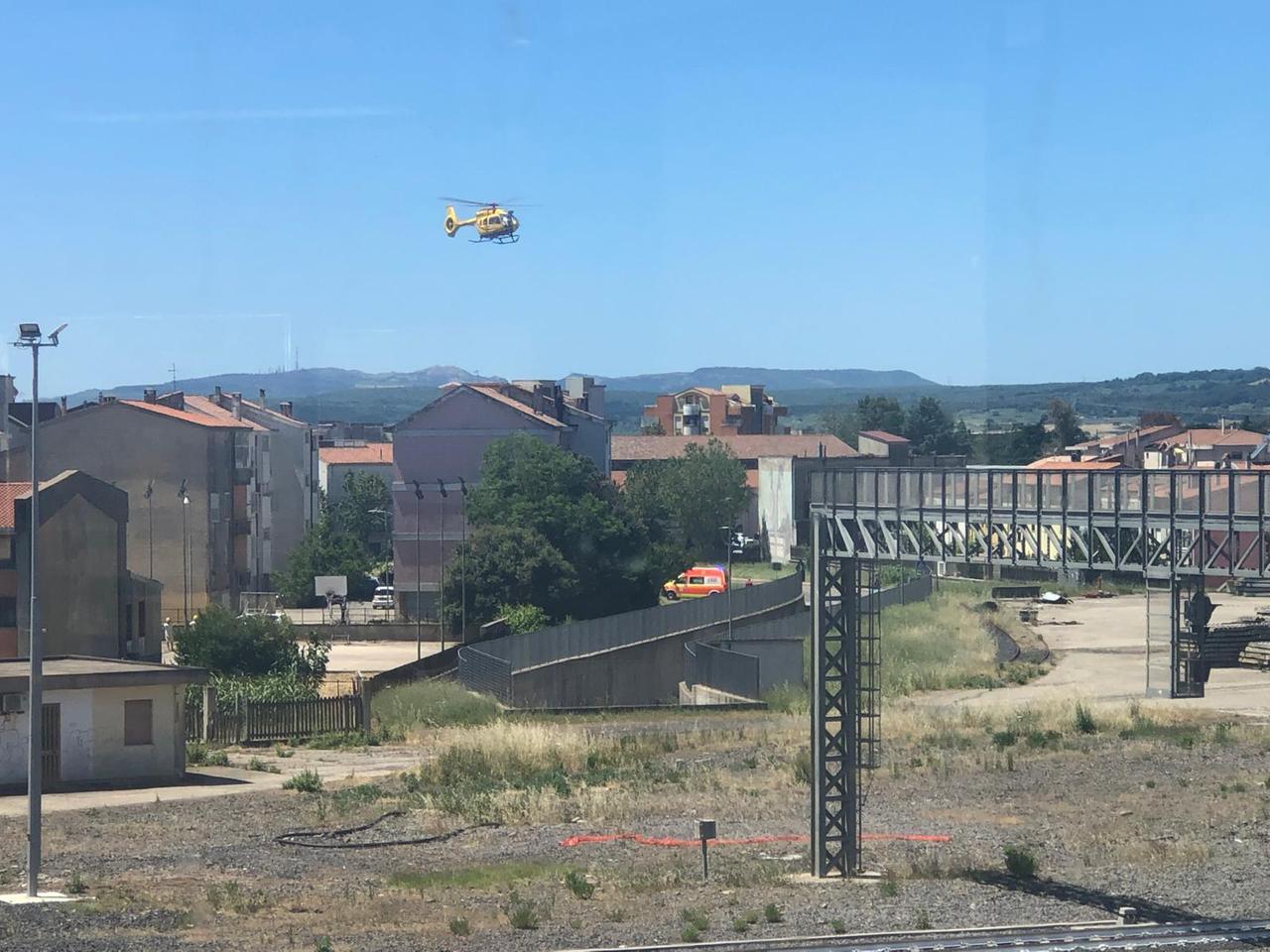 
	L'elisoccorso ripartito da Macomer dopo aver caricato l'operaio ferito&nbsp;

