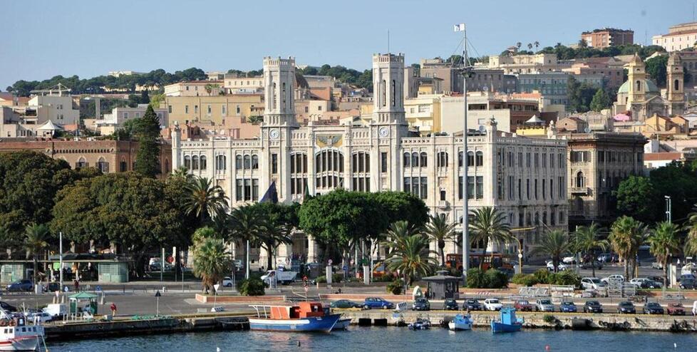 Elezioni a Cagliari, corsa a cinque per palazzo Bacaredda