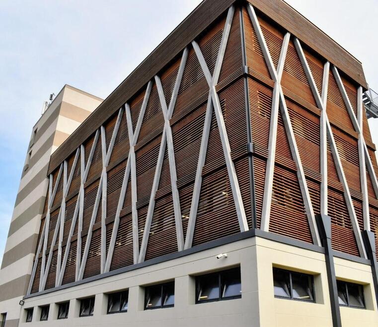 Idee Partners, inaugurazione di un edificio-torre con sette piani 