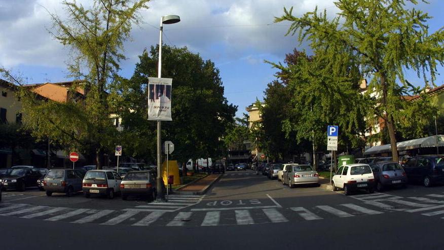 Montecatini, «schiamazzi e caos notturno»: esposto dei residenti di piazza XX Settembre