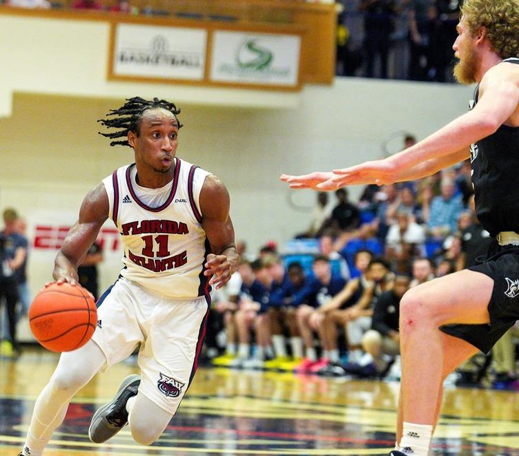 Ecco Michael  Forrest il play Usa firma con il Pistoia Basket 