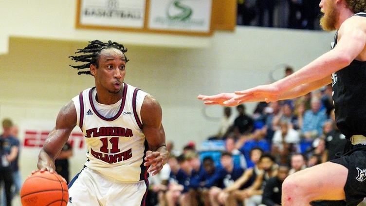 Ecco Michael Forrest il play Usa firma con il Pistoia Basket
