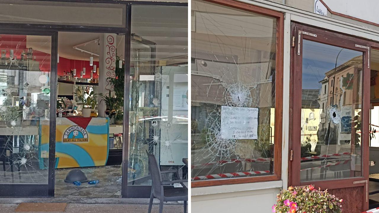 I danni al bar (foto di Franco Silvi)