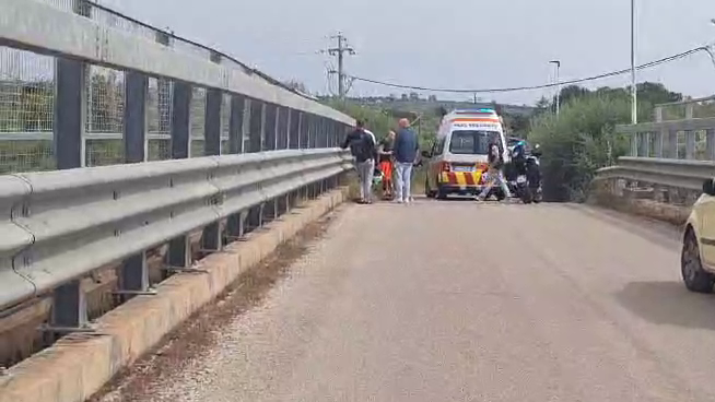 Tragedia a Bancali, scontro fra un’auto e una moto: muore un 49enne