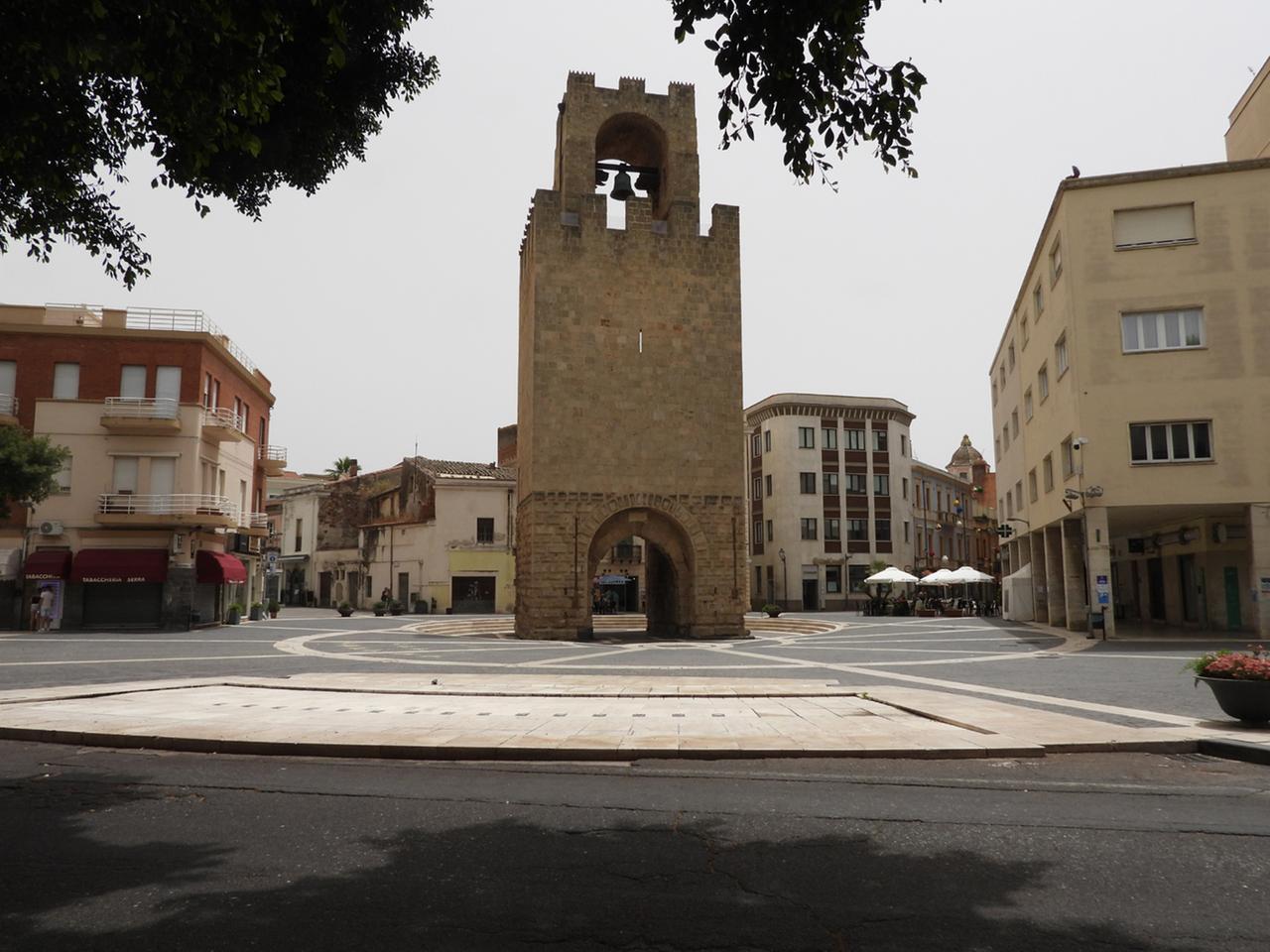 
	La torre di San Cristoforo o di Mariano II monumento simbolo della citt&agrave; medievale

