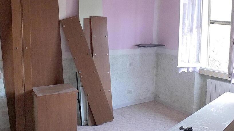 L’interno di un alloggio popolare a Sant’Ermete (archivio)