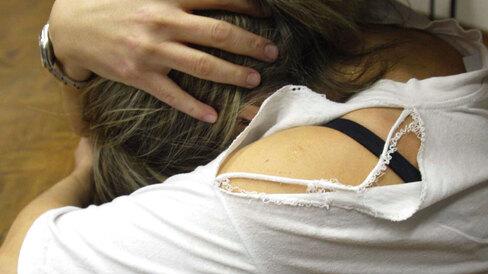 Violenza sessuale su una ragazzina di 12 anni, casa perquisita a Vignola