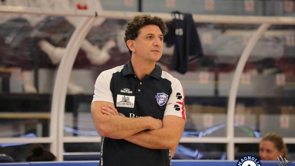 Antonello Restivo confermato alla guida della Dinamo Women