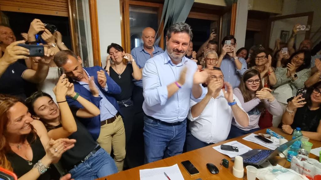 Elezioni comunali: Giuseppe Mascia sindaco di Sassari, Massimo Zedda eletto al primo turno, Raimondo Cacciotto supera Marco Tedde di 10 punti