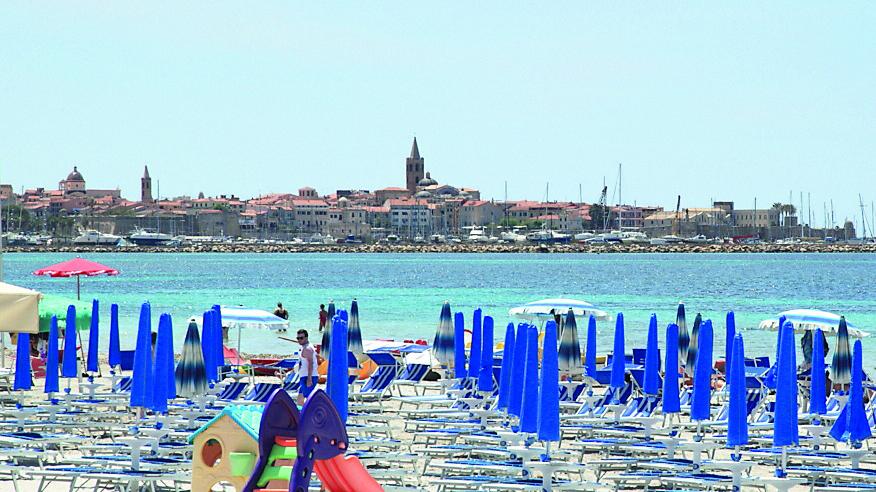 Concessioni balneari scadute, esposto del Codacons alle capitanerie di Porto Torres, Olbia e La Maddalena