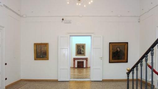 Livorno, un defibrillatore a Villa Trossi: corso gratuito per tutti per imparare a usarlo