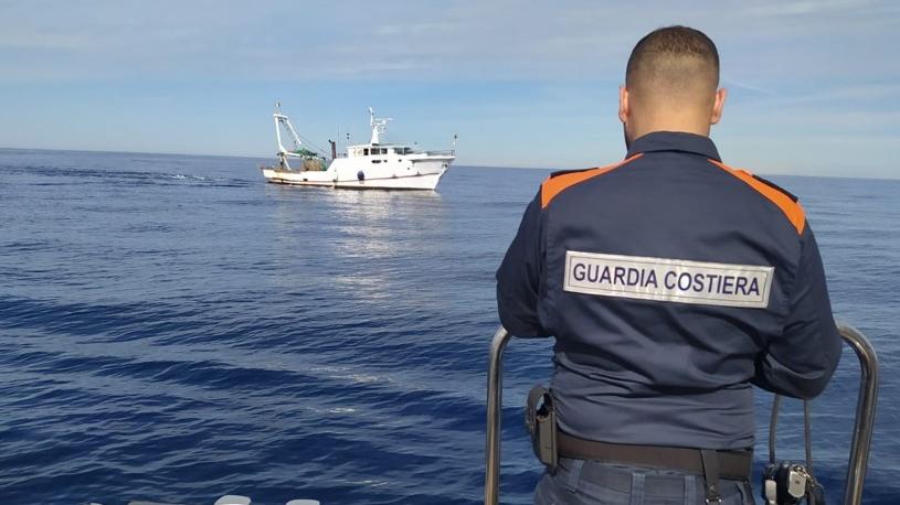 Giannutri, cade in mare dalla nave da crociera: ricerche della Capitaneria