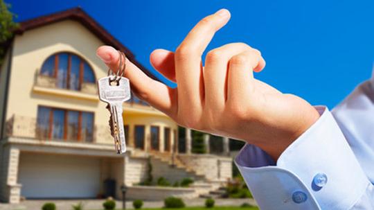 Case, i mutui più cari frenano le vendite. I prezzi a Reggio Emilia e provincia