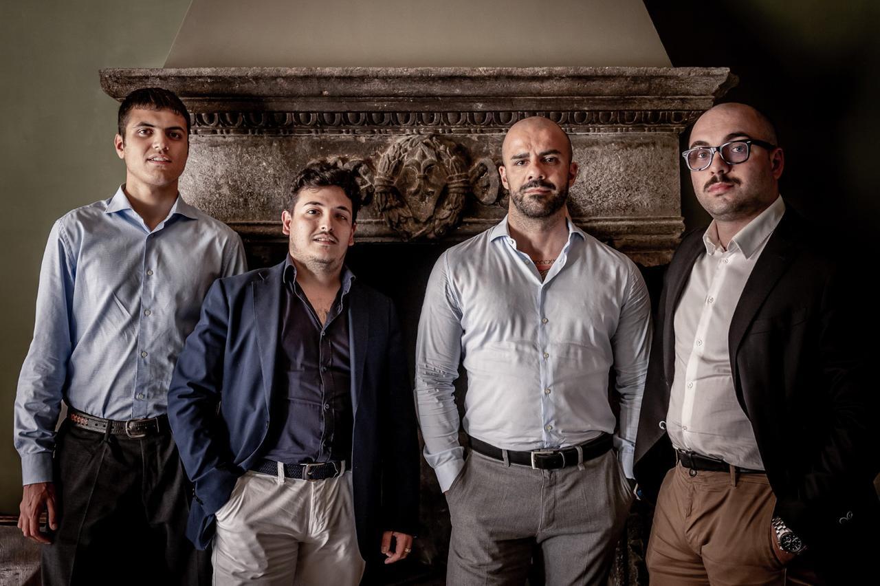 
	Lo staff dell'agenzia immobiliare LA MAISON D'ELITE

