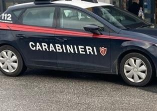 Massa Carrara, foto intime e smalto alle alunne: rimane in carcere l’insegnante<br>
