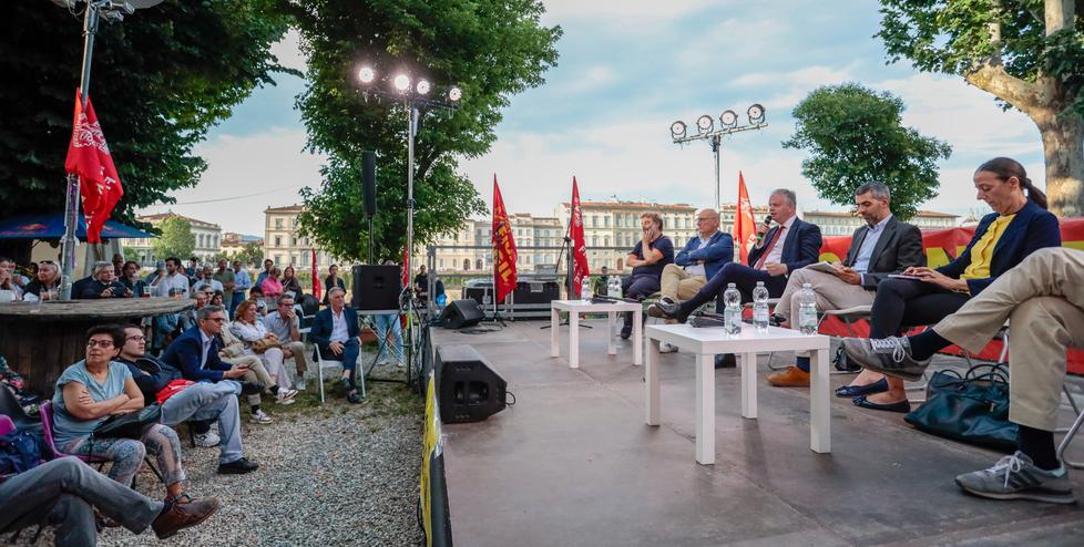 Firenze, Schmidt svela il primo assessore e Funaro lancia segnale a Del Re: primo confronto fra i due candidati