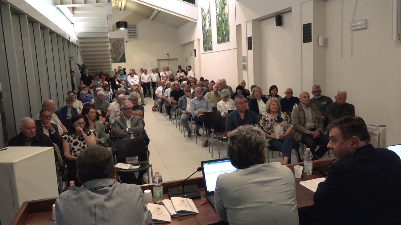 
	L'assemblea dei soci della Misericordia

