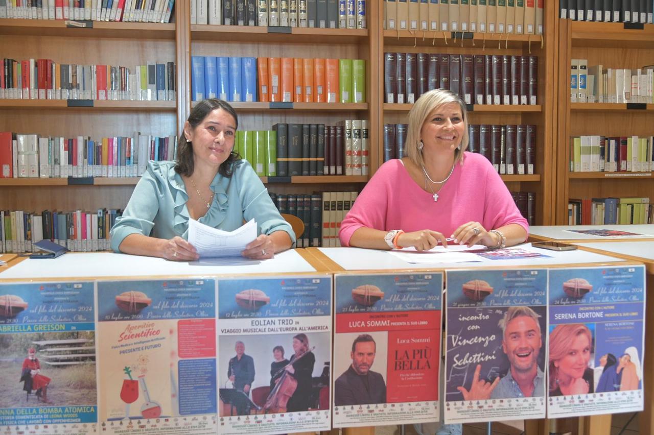 
	Da sinistra la funzionaria Anna Uggias e l'assessora Sabrina Serra

