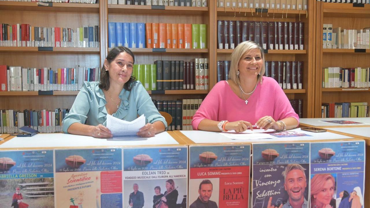 Da sinistra la funzionaria Anna Uggias e l'assessora Sabrina Serra