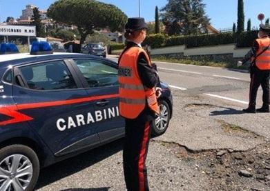 Rosignano, si finge la figlia e si fa dare mille euro: denunciato per truffa un 18enne<br>

