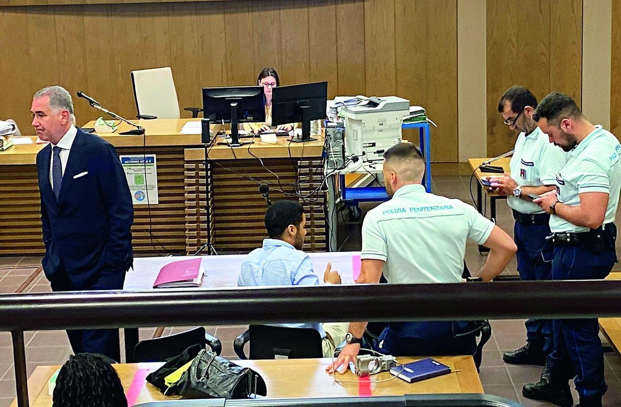 Uccise un 18enne in stazione, adesso rischia l’ergastolo