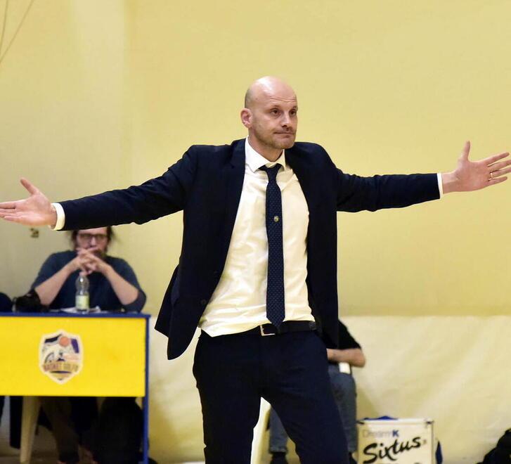 Cagnazzo lascia il Golfo