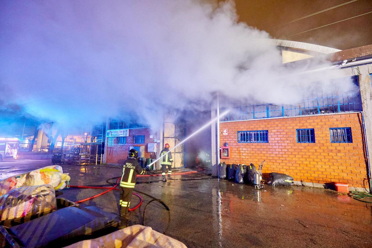 
	L'incendio del 22 gennaio 2022 alla Mitumba Tex di Oste

