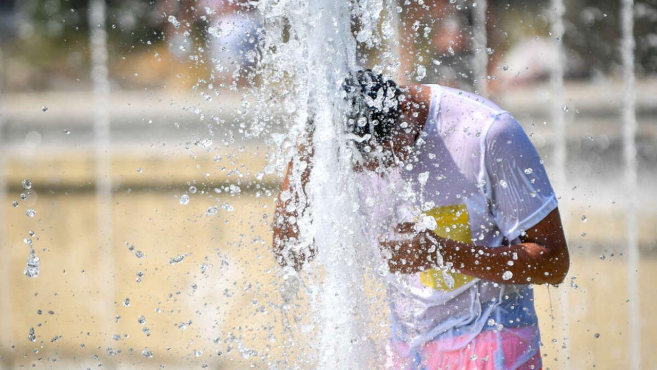 Meteo in Toscana, arriva il caldo africano: sfioreremo i 40 gradi con il “cielo giallo”