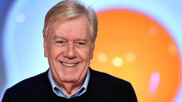 Claudio Lippi: «Non esisterà mai un secondo Silvio Berlusconi. Alla Rai un editto bulgaro verso di me»