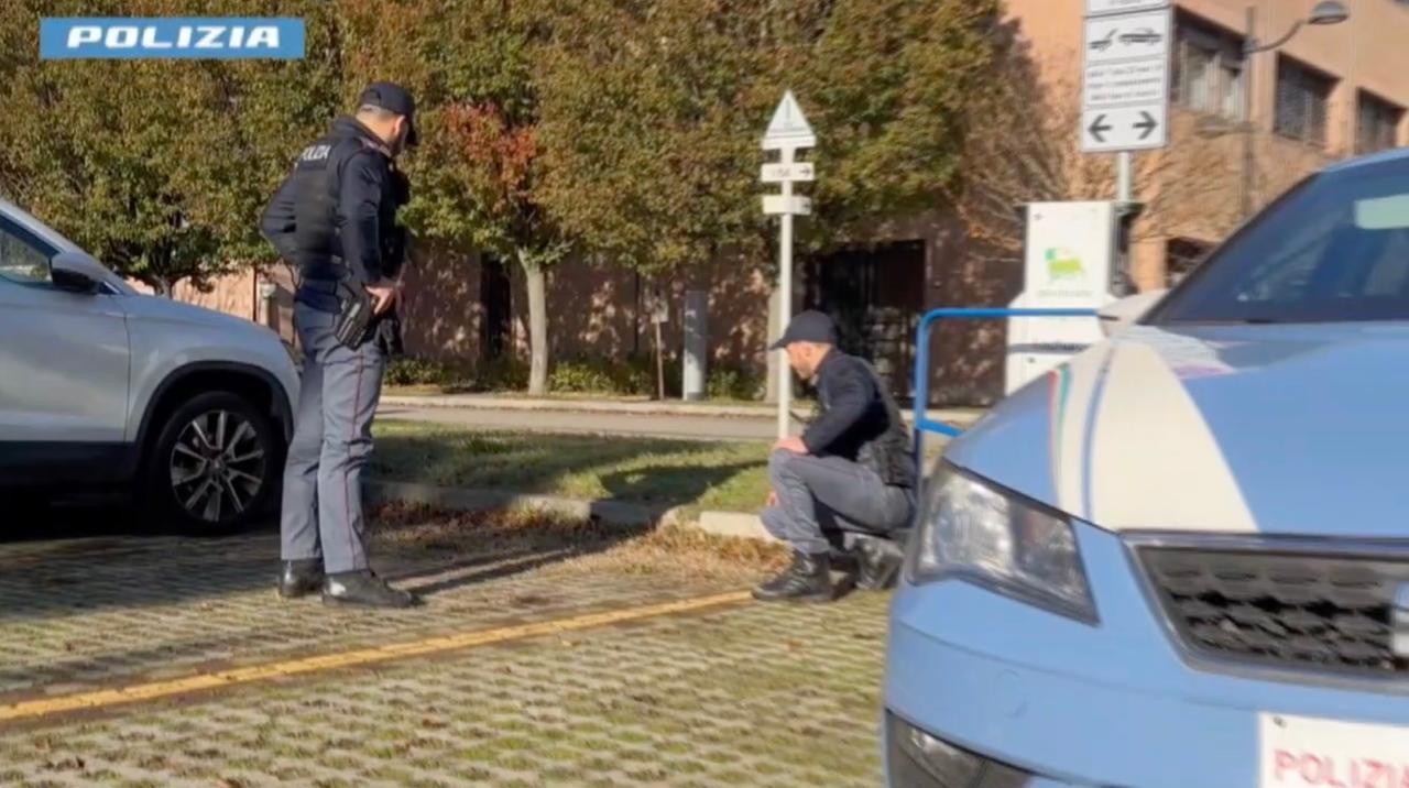 
	Poliziotti al lavoro (foto d'archivio)

