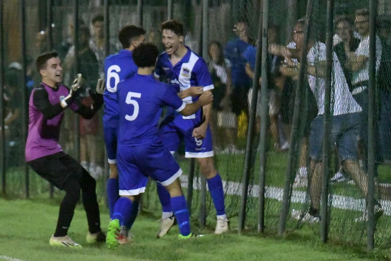 Bibbiano San Polo e Santos trionfano al Cavazzoli