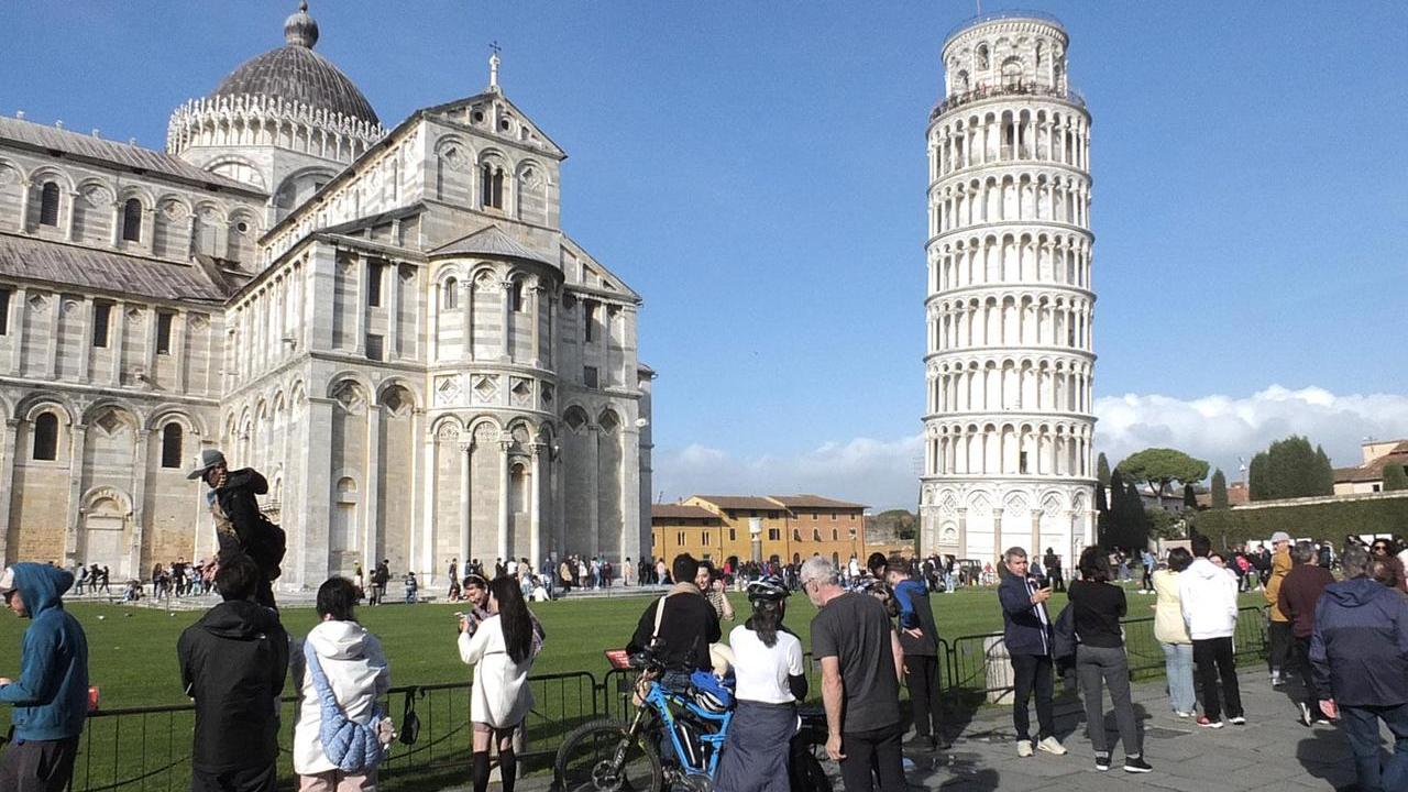 Toscana, l'estate del turismo parte col vento in poppa ma pesano i capricci del meteo