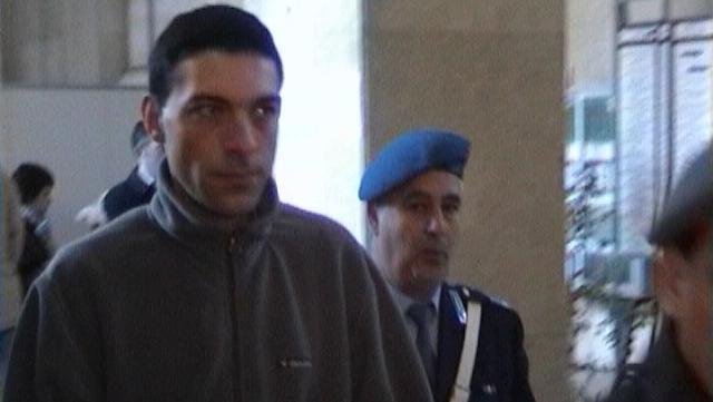 Raimondo Gaspa nel 2003 durante il processo per l'assassinio della urologa di Sassari Monica Moretti