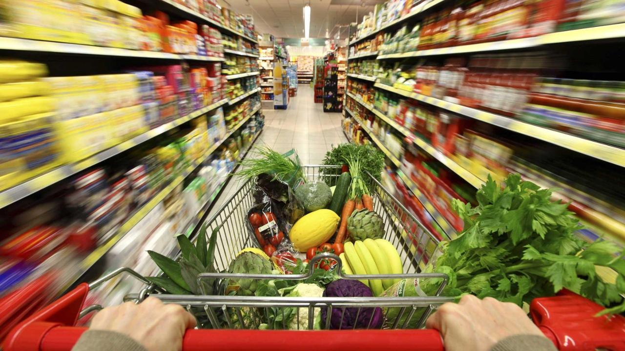 Frutta come dal gioielliere: a Ferrara super-rincari pure dell’olio