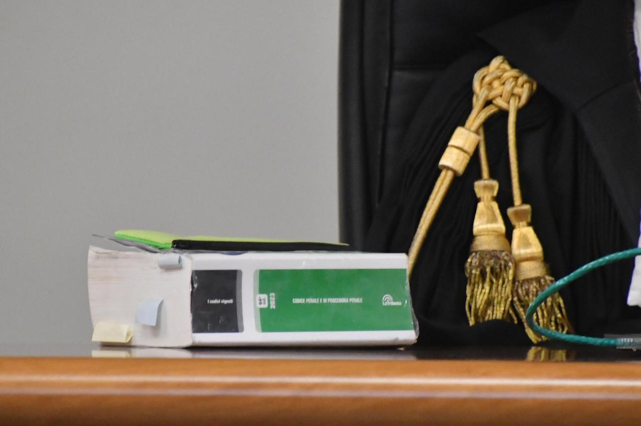 Droga nel container a Sassari, il pm chiede l’assoluzione per il re degli eventi