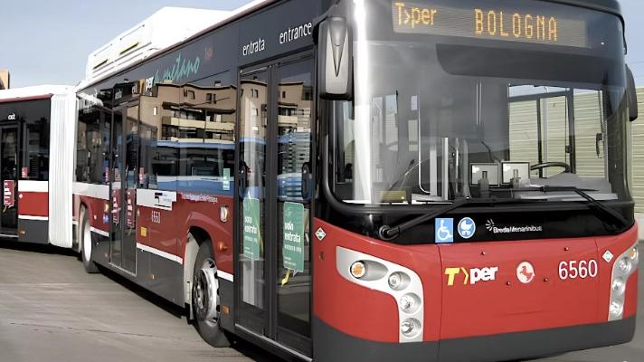 Bologna: ritrova borsello sul bus e lo consegna all’ autista, dentro ci sono 60mila euro